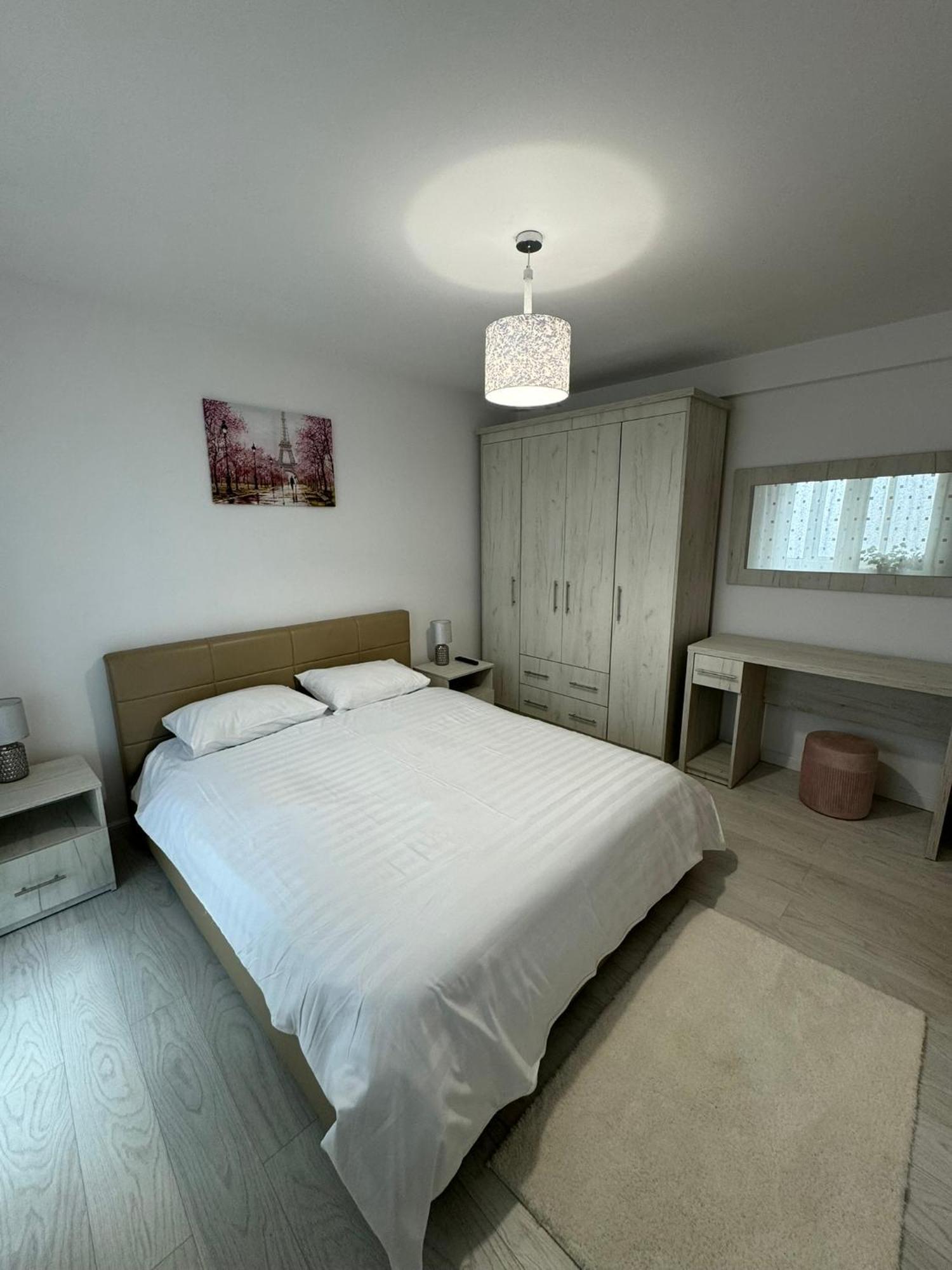 Apartament Central Râmnicu Vâlcea Kültér fotó