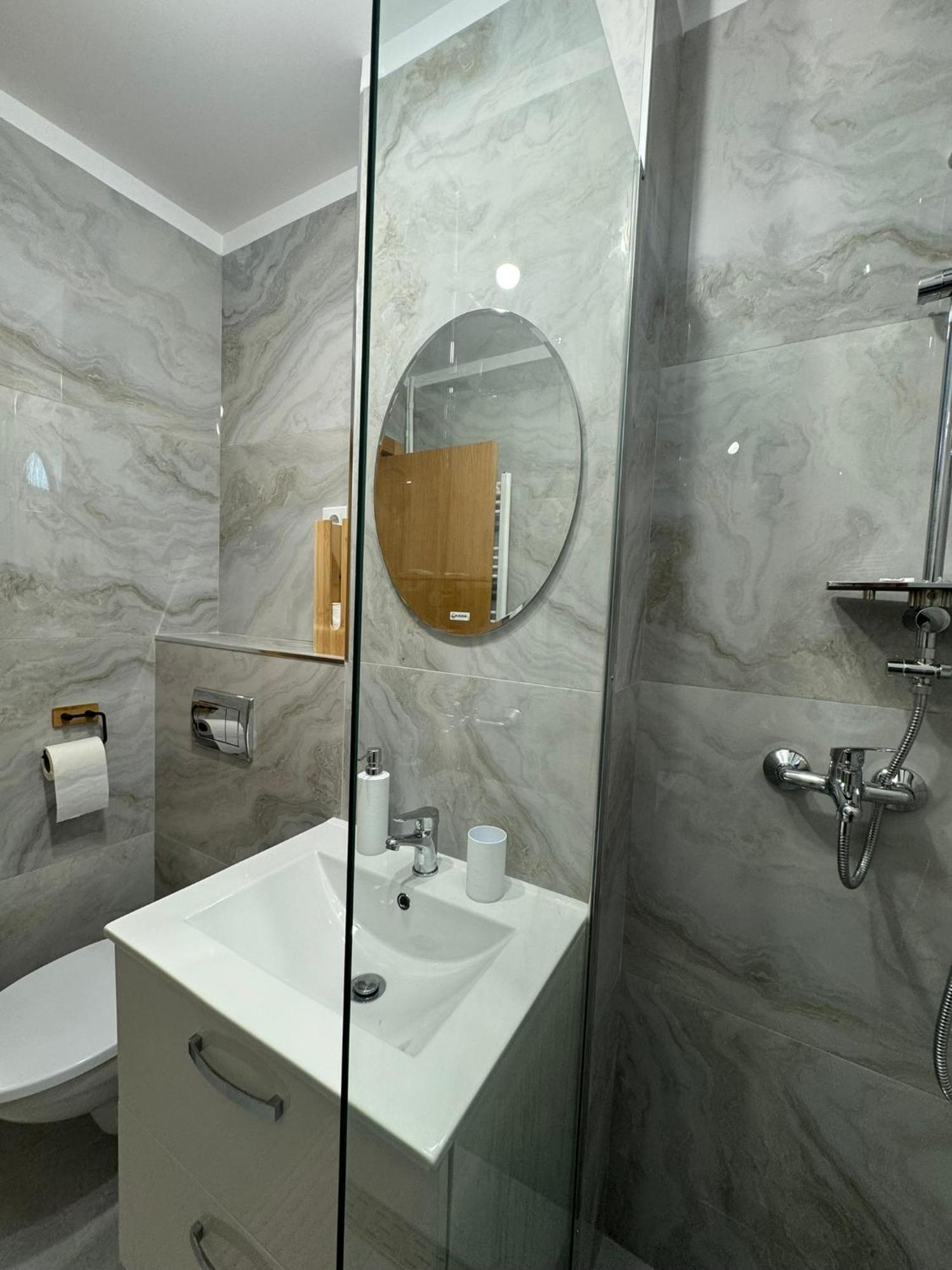 Apartament Central Râmnicu Vâlcea Kültér fotó