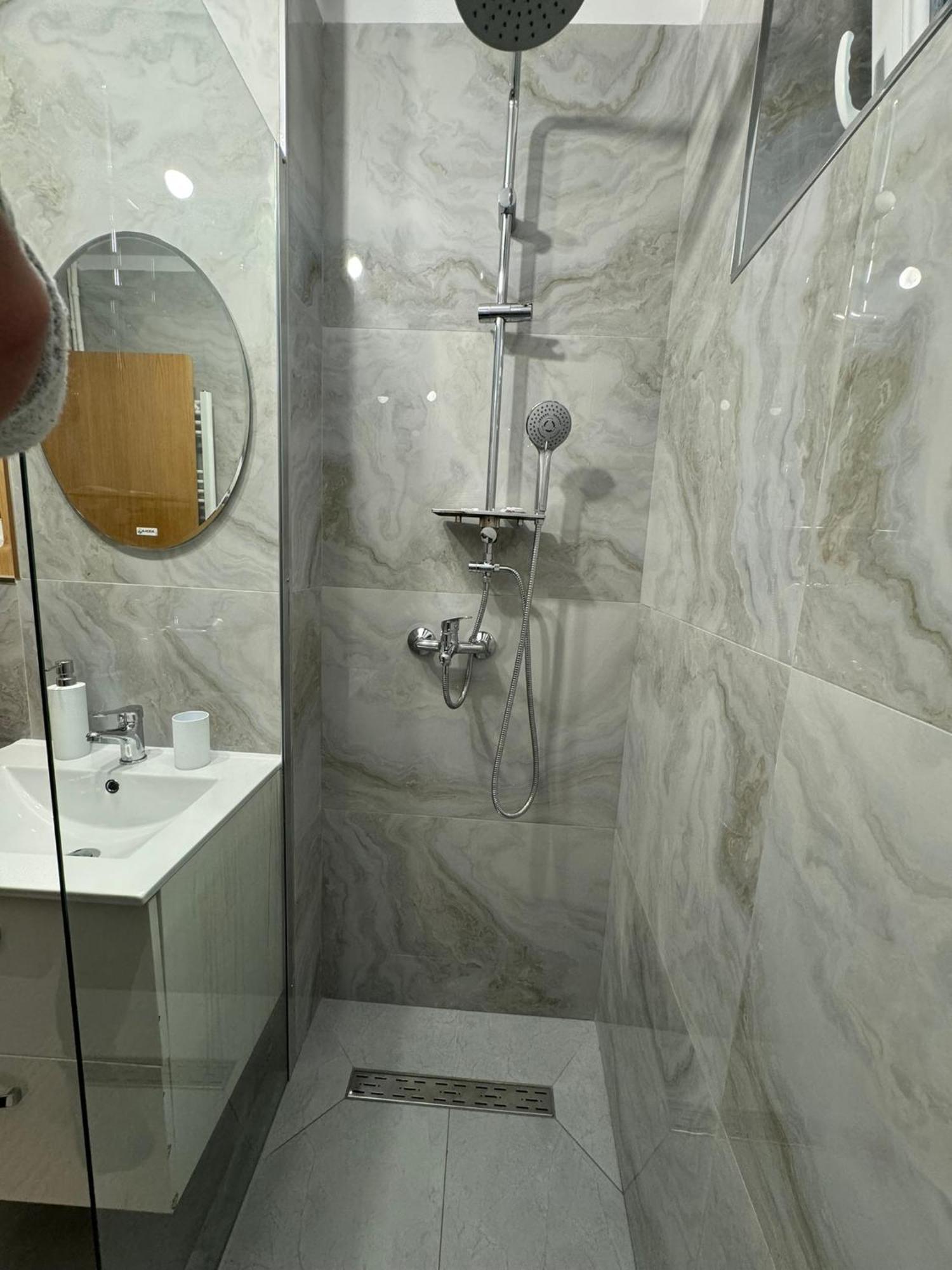 Apartament Central Râmnicu Vâlcea Kültér fotó