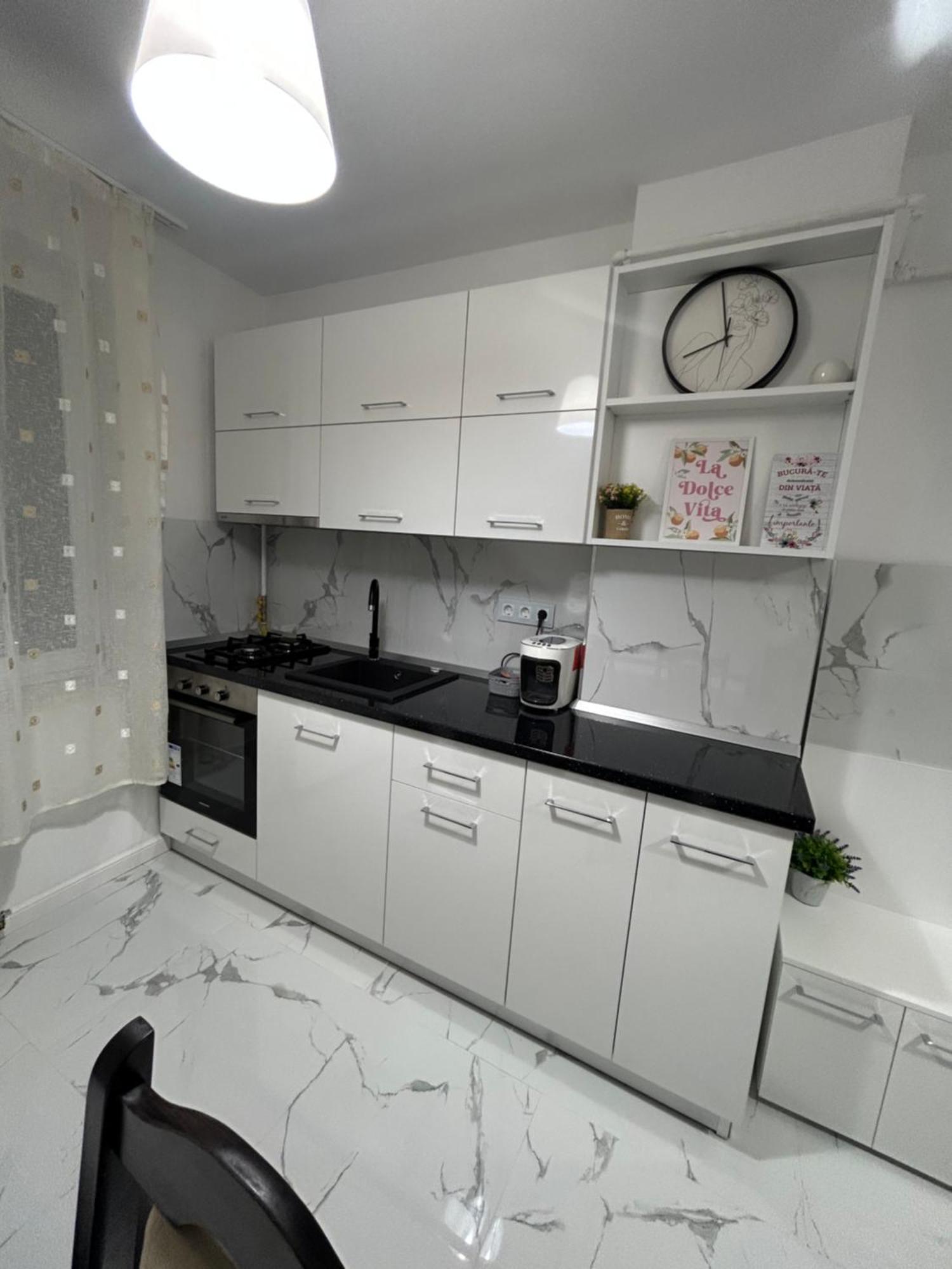 Apartament Central Râmnicu Vâlcea Kültér fotó