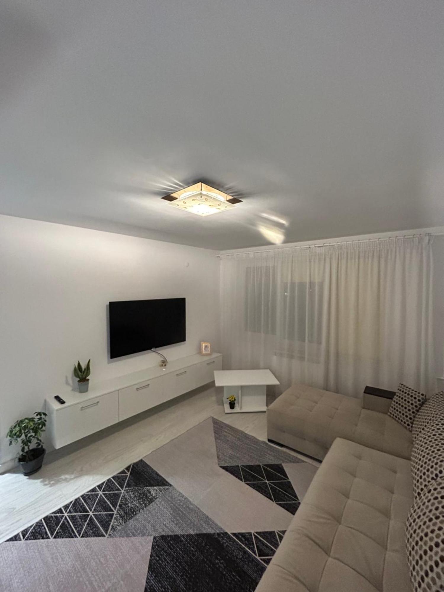 Apartament Central Râmnicu Vâlcea Kültér fotó